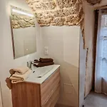 Holiday home Mandaline Avec Jacuzzi Interieur Saint-Georges-de-Luzencon