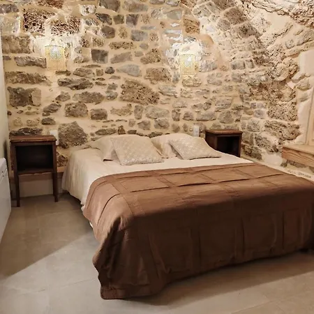 Mandaline Avec Jacuzzi Interieur Feriehus