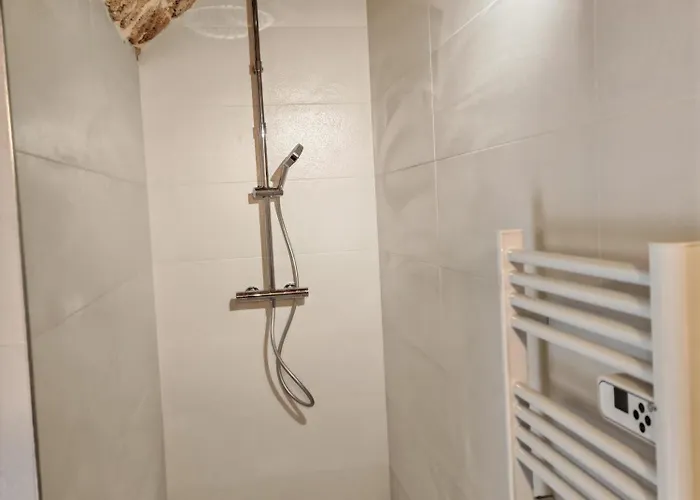 Semesterbostad Mandaline Avec Jacuzzi Interieur *